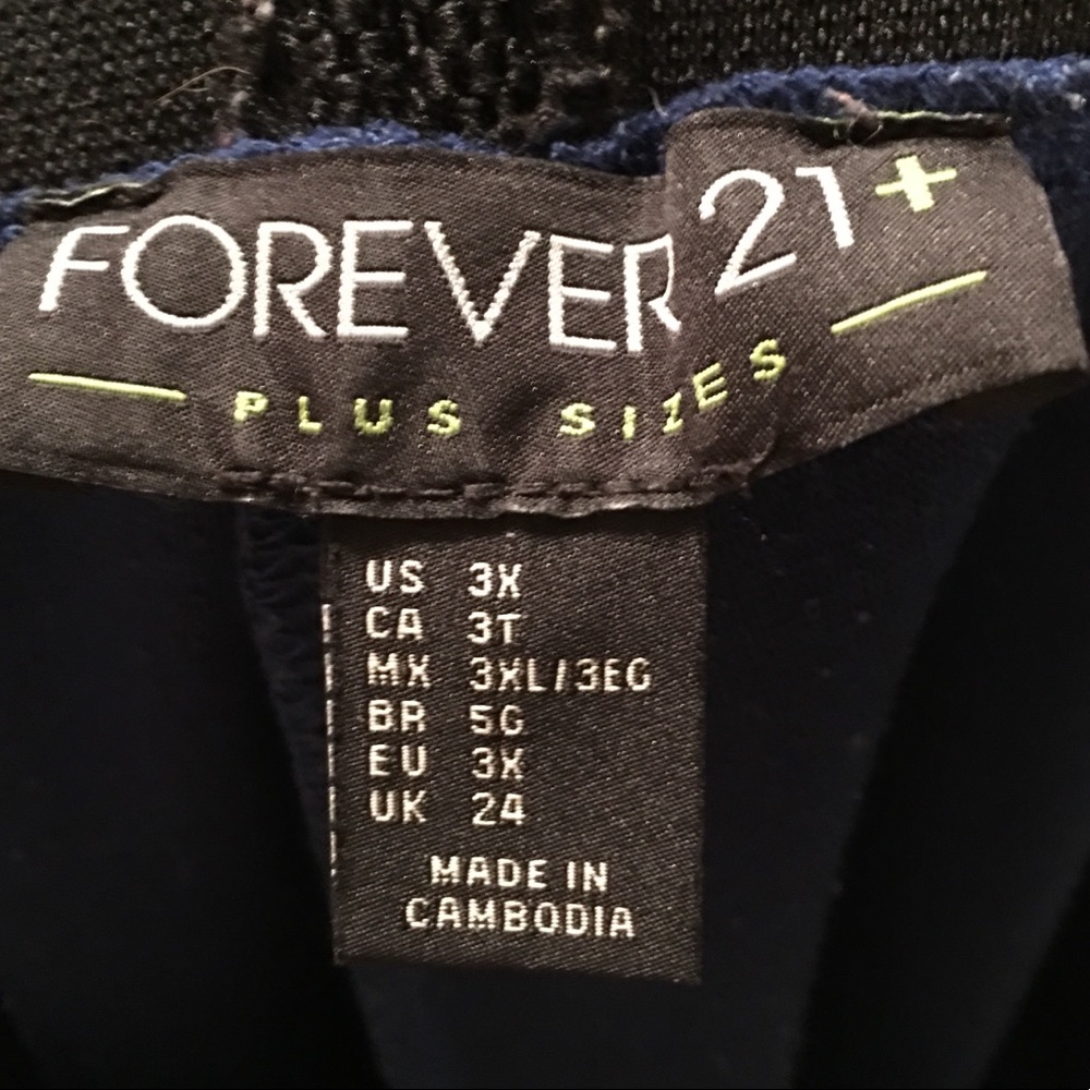 F21 Plus Sized Pants - Picture 2 of 2